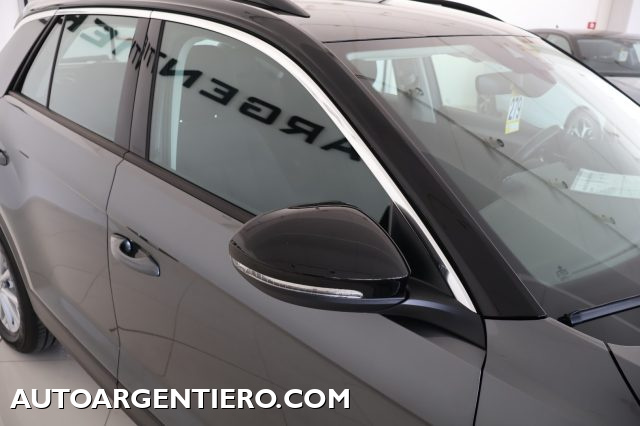 VOLKSWAGEN T-Roc usata, con Sensori di parcheggio posteriori