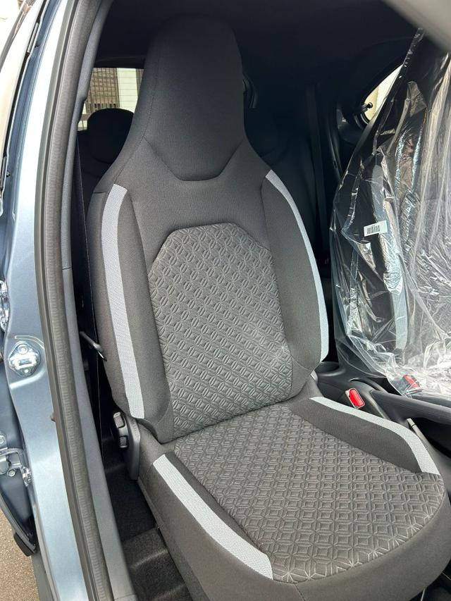 TOYOTA Aygo X usata, con ESP