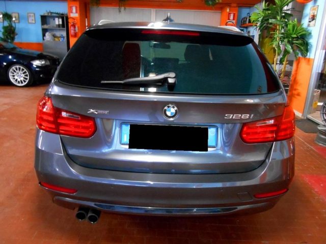 BMW 320 usata, con Chiusura centralizzata