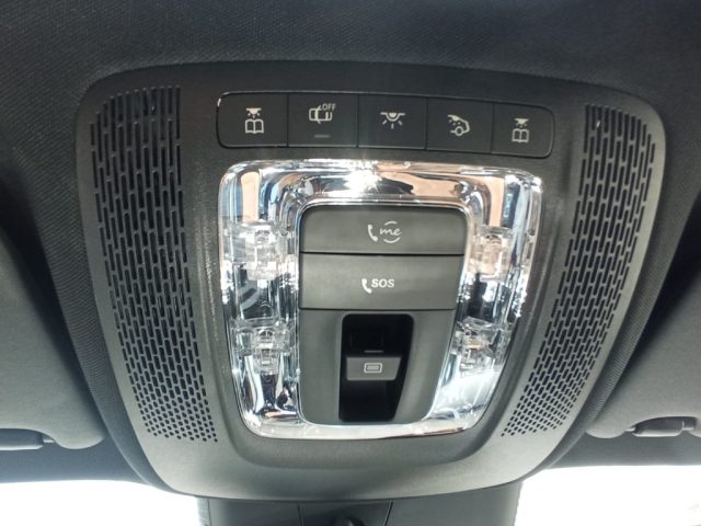 MERCEDES-BENZ GLA 200 usata, con USB