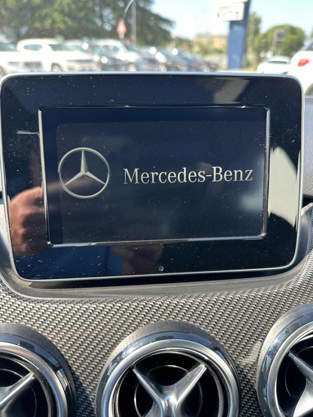 MERCEDES-BENZ B 200 usata, con Tettuccio apribile
