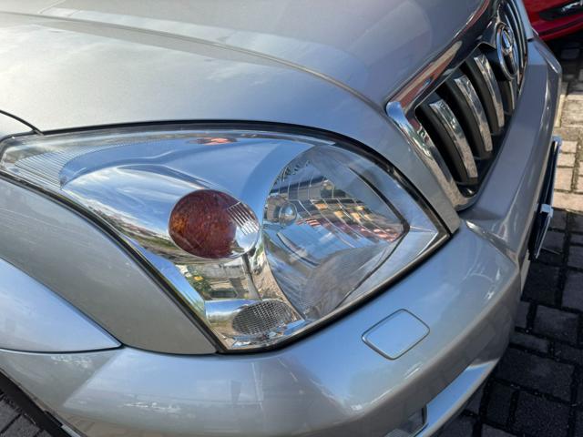 TOYOTA Land Cruiser usata, con Alzacristalli elettrici