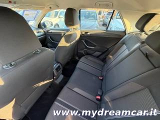 VOLKSWAGEN T-Roc usata, con Autoradio digitale