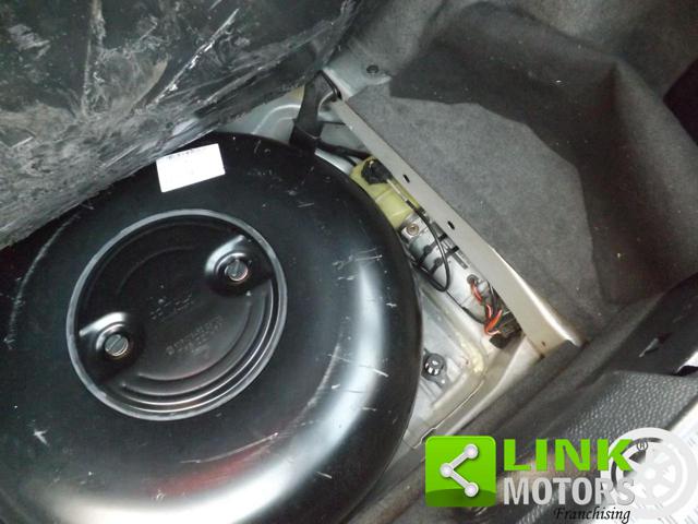 MERCEDES-BENZ SL 280 usata 19