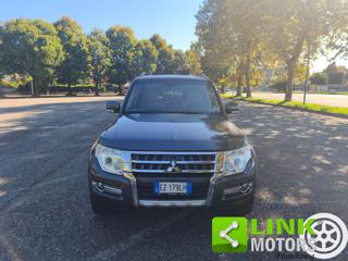 MITSUBISHI Pajero usata, con Airbag