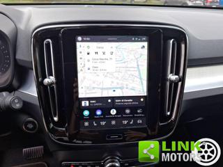 VOLVO XC40 usata, con Telecamera per parcheggio assistito