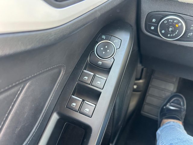 FORD Focus usata, con Fendinebbia