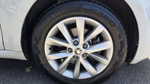 SKODA Octavia usata, con Autoradio