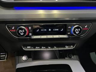 AUDI Q5 usata, con Volante in pelle