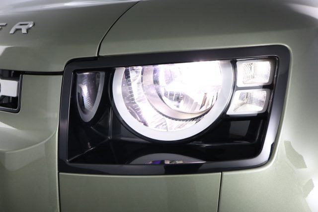 LAND ROVER Defender usata 12