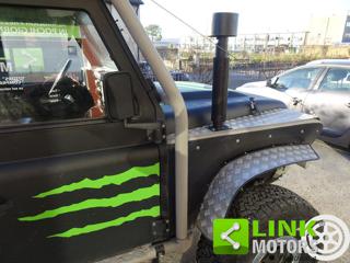 LAND ROVER Defender usata 29