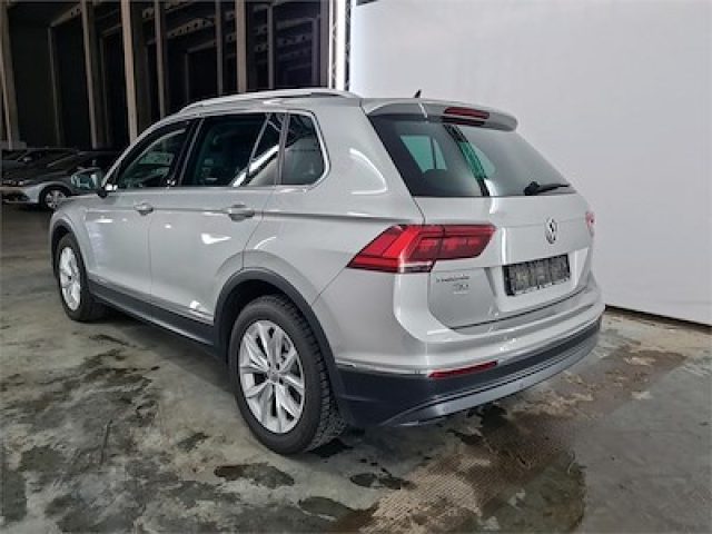 VOLKSWAGEN Tiguan usata, con Airbag