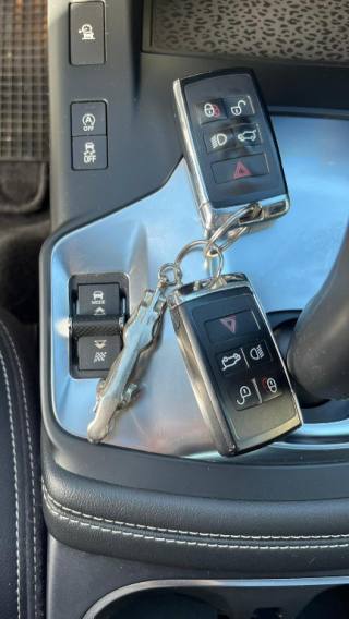 JAGUAR E-Pace usata 19