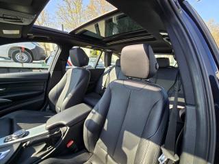 BMW 330 usata, con Autoradio