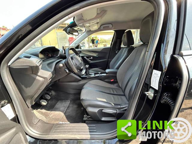 PEUGEOT 2008 usata, con Airbag