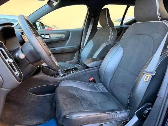 VOLVO XC40 usata, con Autoradio