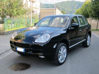 PORSCHE Cayenne usata, con Sensori di parcheggio posteriori