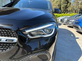 MERCEDES-BENZ GLA 220 usata, con Airbag