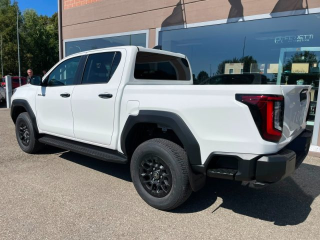 TOYOTA Hilux usata, con Cerchi in lega