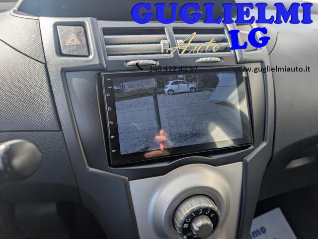 TOYOTA Yaris usata, con Volante in pelle