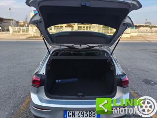 VOLKSWAGEN Golf usata, con Airbag testa