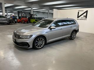 VOLKSWAGEN Passat Variant usata, con Airbag Passeggero