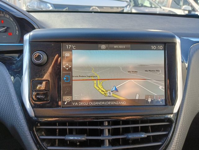 PEUGEOT 2008 usata, con Controllo automatico clima