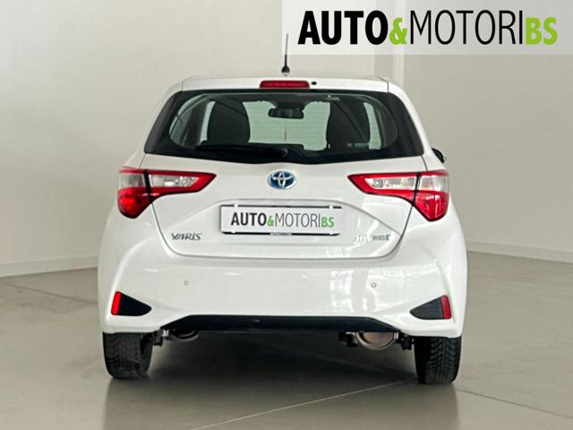 TOYOTA Yaris usata, con Autoradio
