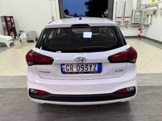 HYUNDAI i20 usata, con Autoradio