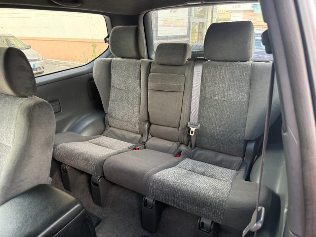 TOYOTA Land Cruiser usata, con Airbag testa