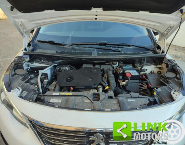 PEUGEOT 5008 usata, con Cruise Control