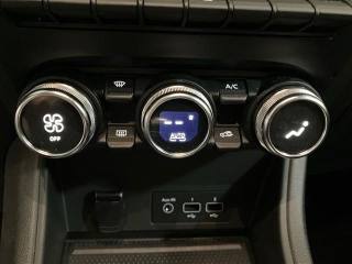 RENAULT Captur usata, con Hill holder