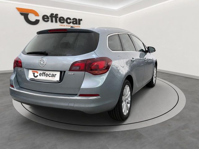 OPEL Astra usata, con Autoradio