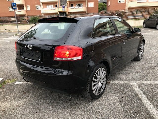 AUDI A3 usata, con Airbag laterali