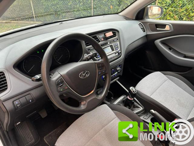 HYUNDAI i20 usata, con ESP
