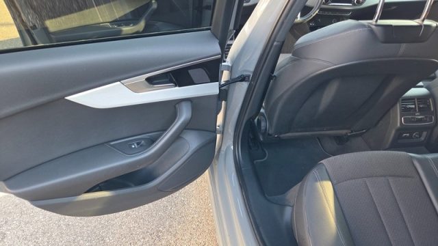 AUDI A4 usata, con Interni in pelle