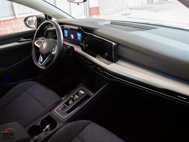 VOLKSWAGEN Golf usata, con Isofix