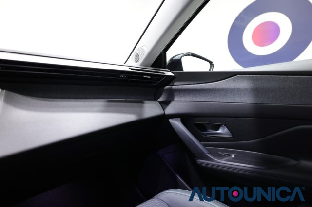 PEUGEOT 408 usata, con Sensori di parcheggio anteriori