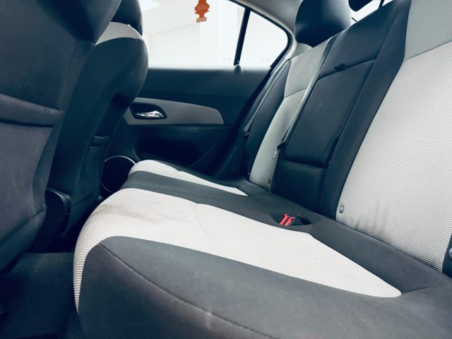 CHEVROLET Cruze usata, con Climatizzatore