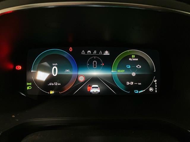 RENAULT Captur usata, con Bracciolo