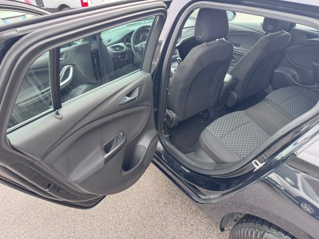 OPEL Astra usata, con Sensore di pioggia