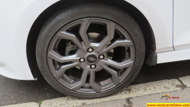 FORD Fiesta usata, con Bluetooth