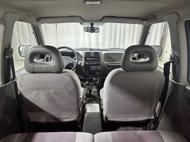 NISSAN Terrano II usata 15