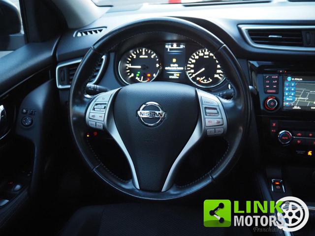 NISSAN Qashqai usata, con Sensori di parcheggio posteriori