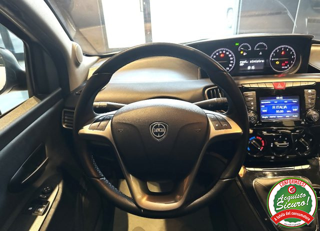 LANCIA Ypsilon usata, con Servosterzo