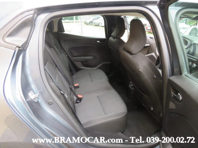 RENAULT Clio usata, con Bluetooth