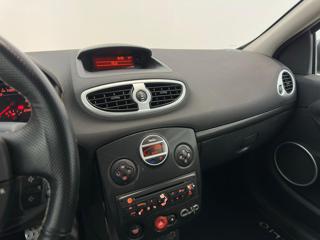 RENAULT Clio usata, con Climatizzatore