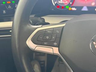 VOLKSWAGEN Golf usata, con Autoradio digitale