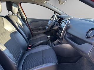 RENAULT Clio usata, con Interni in pelle