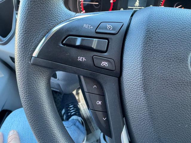 MAXUS Deliver 9 usata, con USB